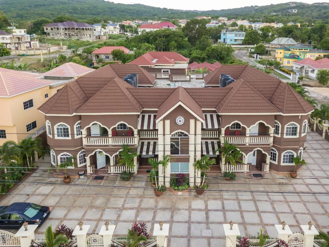 Clock Tower Guest House Hutchensons Turret Jamaica